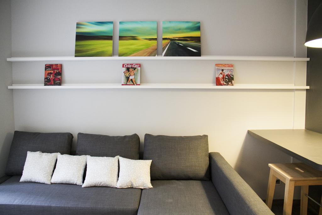 Idyllic Apartment With Terrace Барселона Екстер'єр фото